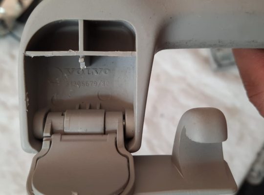 VOLVO S60 2013 V60 FRONT INTERIOR ROOF GRAB HANDLE SET PART NO 31305679 ( Genuine Used VOLVO Parts )