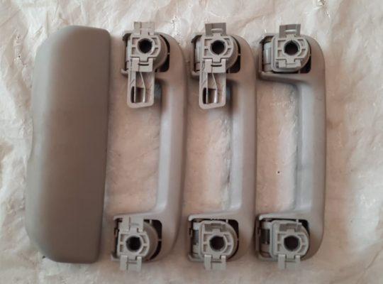 VOLVO S60 2013 V60 FRONT INTERIOR ROOF GRAB HANDLE SET PART NO 31305679 ( Genuine Used VOLVO Parts )