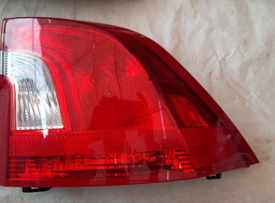 VOLVO S60 2013 REAR/TAIL LIGHTS LEFT & RIGHT PART NO 30796267 / 30796268 ( Genuine Used VOLVO Parts )