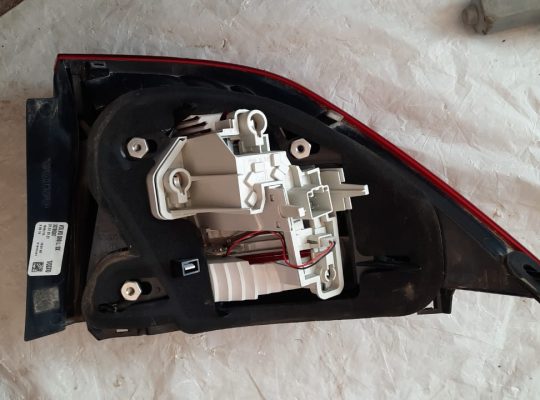 VOLVO S60 2013 REAR/TAIL LIGHTS LEFT & RIGHT PART NO 30796267 / 30796268 ( Genuine Used VOLVO Parts )