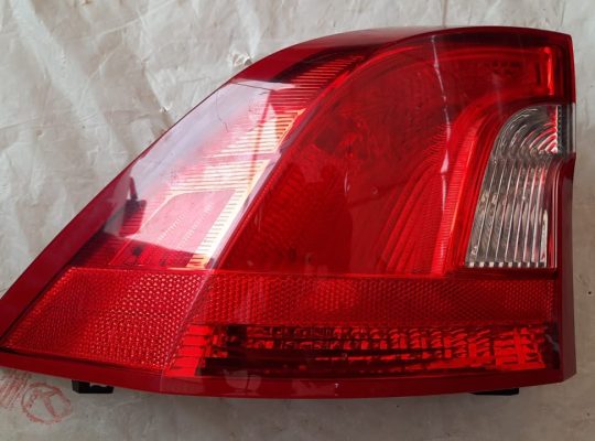 VOLVO S60 2013 REAR/TAIL LIGHTS LEFT & RIGHT PART NO 30796267 / 30796268 ( Genuine Used VOLVO Parts )