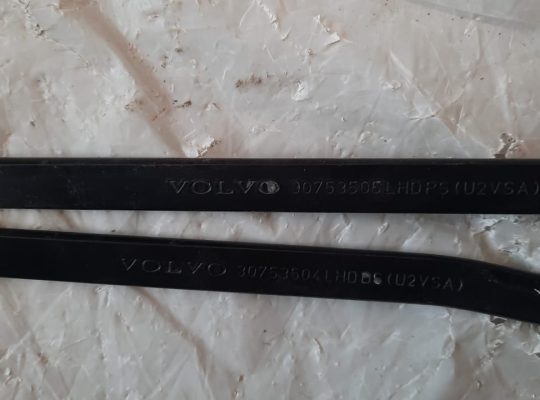 VOLVO S60 2013 FRONT LEFT & RIGHT WIPER ARMS PART NO 30753504 / 30753505 ( Genuine Used VOLVO Parts )