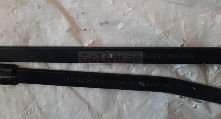 VOLVO S60 2013 FRONT LEFT & RIGHT WIPER ARMS PART NO 30753504 / 30753505 ( Genuine Used VOLVO Parts )