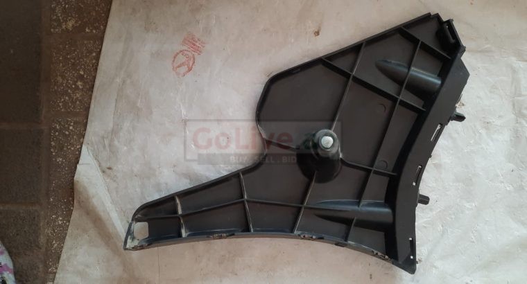 VOLVO S60 2013 REAR BUMPER OUTER BRACKET LEFT & RIGHT PART NO 31386720 / 31386721 ( Genuine Used VOLVO Parts )
