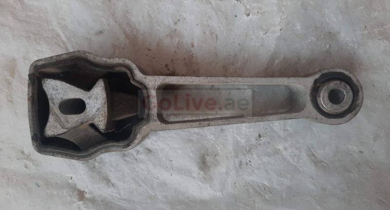 VOLVO S60 2013 ENGINE TOP SUPPORT MOUNT BRACKET RIGHT & LEFT SIDE PART NO 30793322 / 30680474 ( Genuine Used VOLVO Parts )