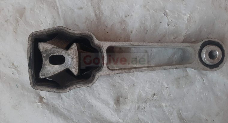 VOLVO S60 2013 ENGINE TOP SUPPORT MOUNT BRACKET RIGHT & LEFT SIDE PART NO 30793322 / 30680474 ( Genuine Used VOLVO Parts )