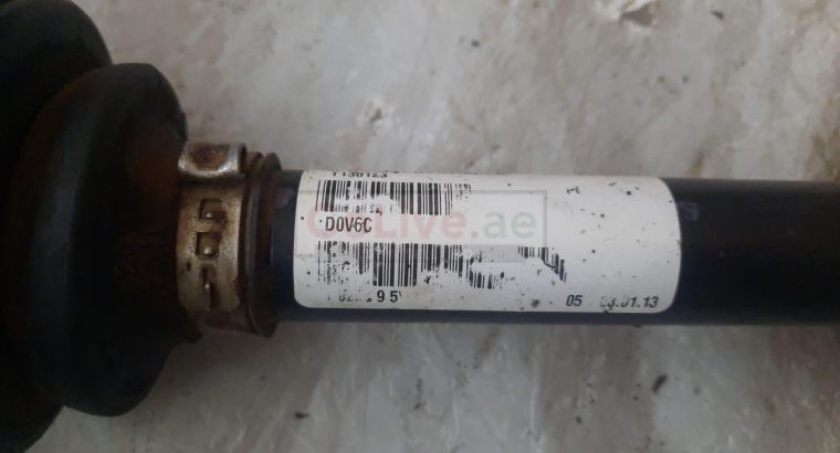VOLVO S60 2013 FRONT RIGHT PASSENGER SIDE DRIVE AXLE SHAFT PART NO 31272549 ( Genuine Used VOLVO Parts )