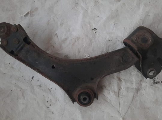 VOLVO S60 2013 FRONT LEFT & RIGHT SIDE SUSPENSION LOWER CONTROL ARMS ( Genuine Used VOLVO Parts )