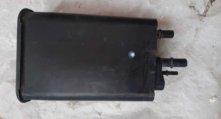VOLVO S60 2013 FUEL VAPOR CHARCOAL CANISTER PART NO 31342749 ( Genuine Used VOLVO Parts )