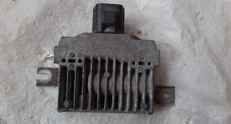 VOLVO S60 2013 FUEL PUMP CONTROL MODULE PART NO 6G9N-9D372-AC ( Genuine Used VOLVO Parts )