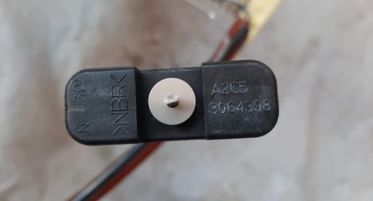 VOLVO S60 2013 FUEL TANK LEVEL SENDER UNIT PART NO 31274048 ( Genuine Used VOLVO Parts )