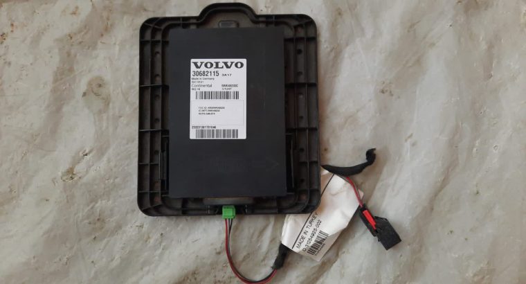 VOLVO S60 2013 KEYLESS CONTROL MODULE ECU PART NO 30682115 ( Genuine Used VOLVO Parts )