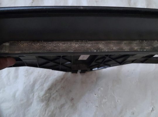 VOLVO S60 2013 REAR HIGH MOUNT 3RD BRAKE LIGHT PART NO 30796273 ( Genuine Used VOLVO Parts )