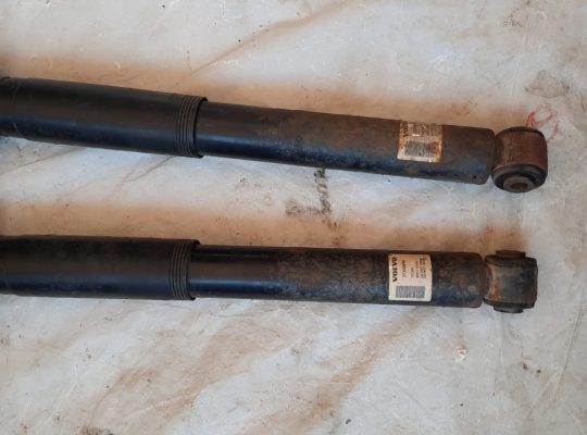 VOLVO S60 2013 XC70 REAR SHOCK ABSORBERS LEFT & RIGHT SIDE PART NO 31340696 ( Genuine Used VOLVO Parts )