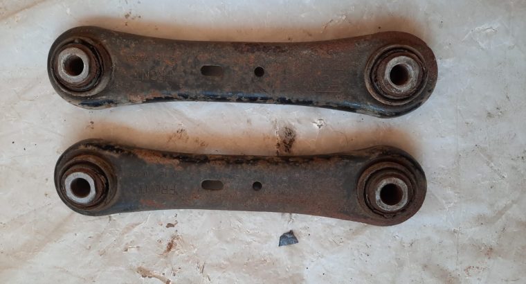 VOLVO S60 2013 LEFT & RIGHT REAR LOWER LOCATING CONTROL ARMS ( Genuine Used VOLVO Parts )