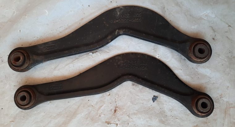 VOLVO S60 2013 LEFT & RIGHT REAR UPPER CONTROL ARMS ( Genuine Used VOLVO Parts )