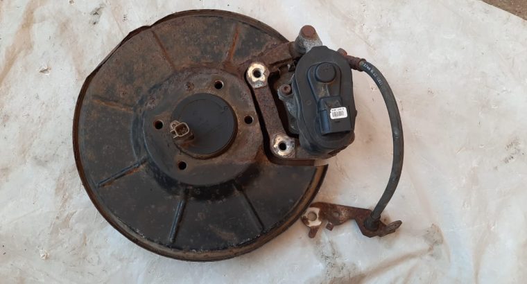 VOLVO S60 2013 REAR RIGHT & LEFT KNUCKLE HUB BEARING WITH MOTOR ( Genuine Used VOLVO Parts )