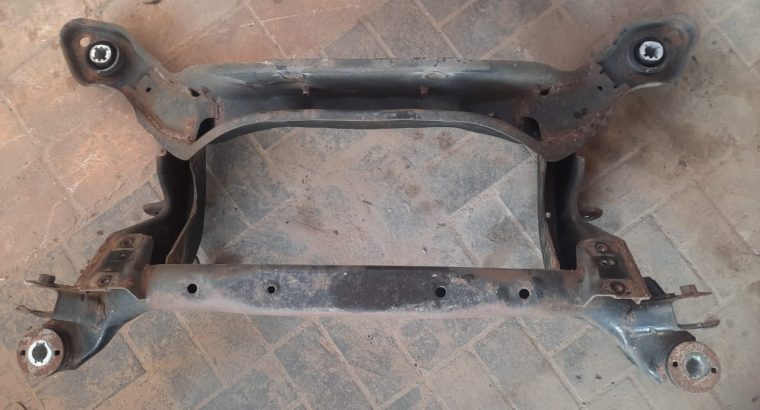 VOLVO S60 2013 REAR CROSSMEMBER / K-FRAME PART NO 31277225 ( Genuine Used VOLVO Parts )