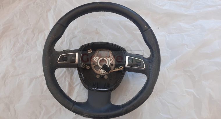 Audi A5 2013 A4 A3 Q5 A6 STEERING WHEEL TRIM WITH CONTROL SWITCHES PART NO 8K0419091BM ( Genuine Used AUDI Parts )