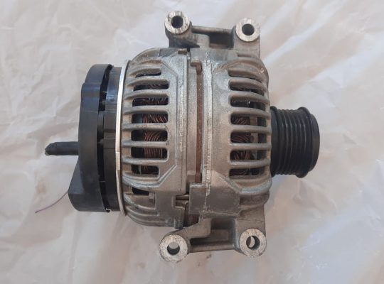 AUDI A5 2013 Q5 ALTERNATOR GENERATOR PART NO 06H903016L ( Genuine Used AUDI Parts )