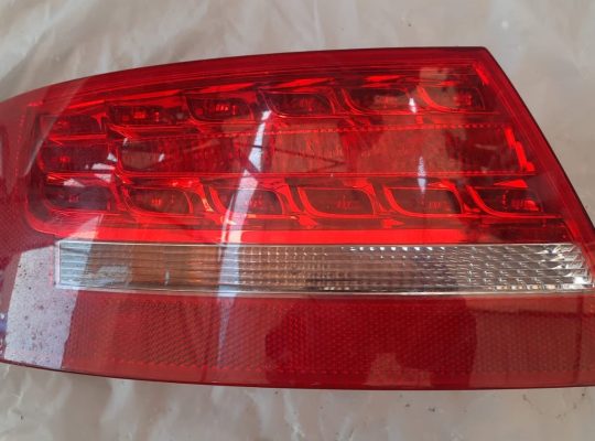 AUDI A5 2013 S5 REAR LEFT SIDE LED TAIL LIGHT LAMP PART NO 8T0945095E ( Genuine Used AUDI Parts )