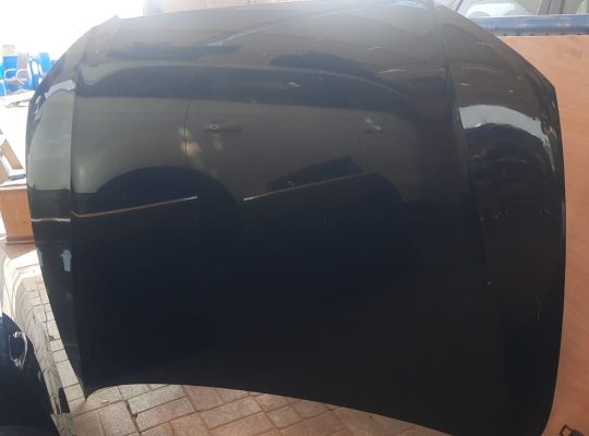 AUDI A5 2013 HOOD / BONNET PART NO 8K0010515AF ( Genuine Used AUDI Parts )