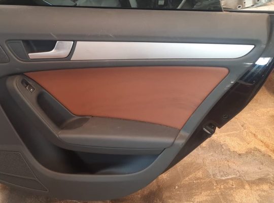AUDI A5 2013 REAR RIGHT SIDE DOOR ( Genuine Used AUDI Parts )