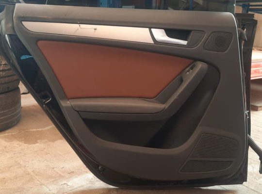 AUDI A5 2013 REAR LEFT SIDE DOOR ( Genuine Used AUDI Parts )