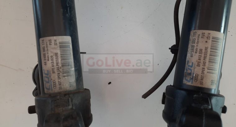 AUDI A5 2013 FRONT LEFT & RIGHT SHOCK ABSORBERS PART NO 8F0413029 / 8F0413030 ( Genuine Used AUDI Parts )