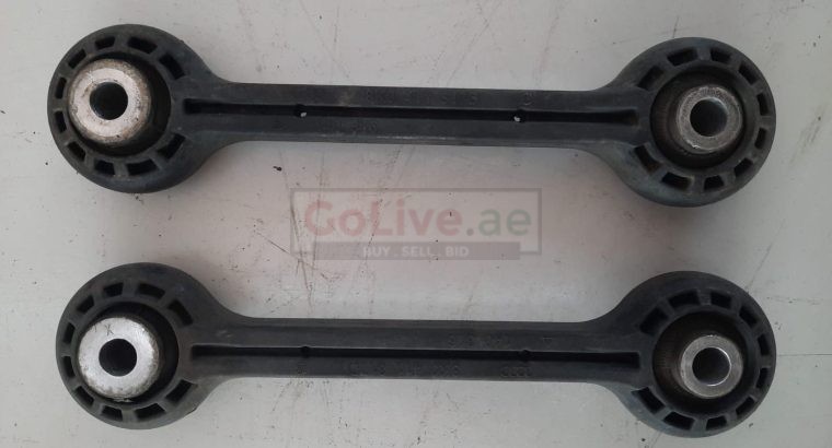 AUDI A5 2013 FRONT STABILIZER LINK / SWAY BAR LINK PART NO 8K0411317D ( Genuine Used AUDI Parts )