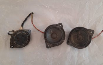 AUDI A5 2013 DASHBOARD MID TONE & FRONT CENTER LOUDSPEAKER PART NO 8T0035416 / 8T0035397A ( Genuine Used AUDI Parts )
