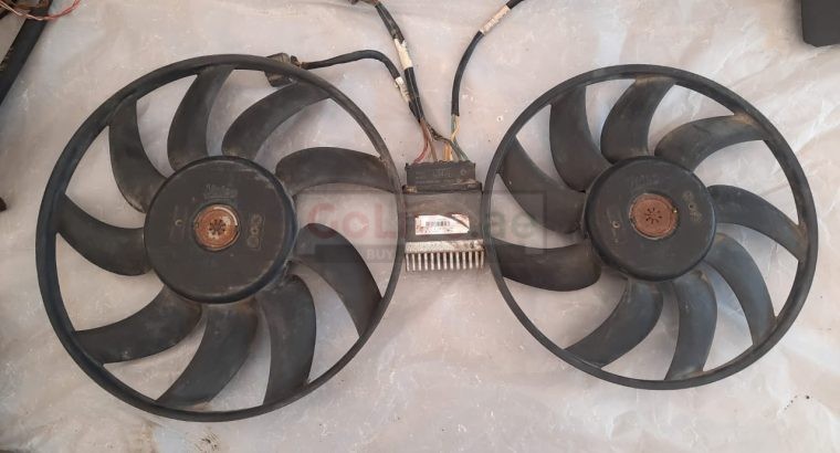 AUDI A5 2013 ENGING COOLING FAN WITH CONTROL MODULE PART NO 8K0959501G ( Genuine Used AUDI Parts )