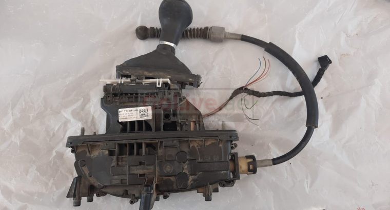 AUDI A5 2013 AUTOMATIC GEAR SHIFT LEVER PART NO 8K1713041AA ( Genuine Used AUDI Parts )