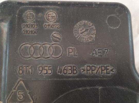 AUDI A5 2013 WASHER RESERVOIR BOTTLE WINDSHIELD PART NO 8T1955463B ( Genuine Used AUDI Parts )