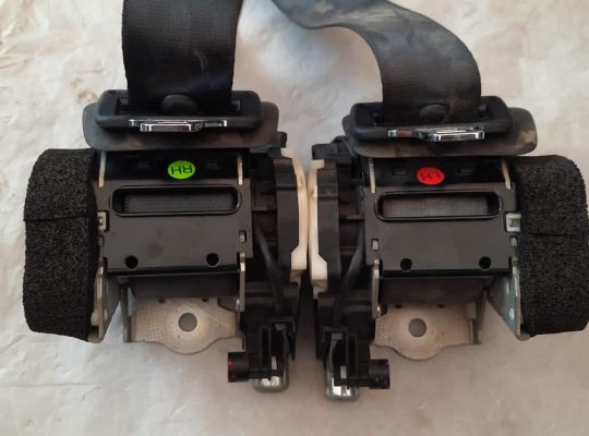 VOLVO S60 2013 REAR LEFT RIGHT & MIDDLE SEAT BELTS RETRACTOR PART NO 39818849 / 39818855 / 39822961 ( Genuine Used VOLVO Parts )
