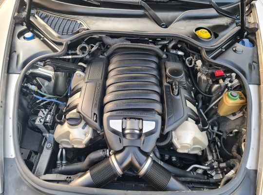 PORSCHE PANAMERA 4S 2010, GCC, V8, ACCIDENT FREE FOR SALE CALL 050 2134666