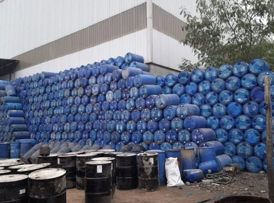 Waste Used plastic Drums Company in dubai