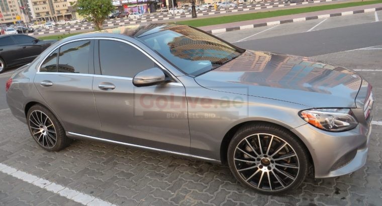Amazing Mercedes C300 2016 Luxury Panoramic Roof Full Option Wonderful condition Lady drive