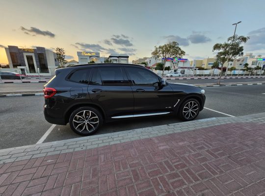 BMW X3 Xdrive 30i, 2.0L I4 Cylinder 2018, FSH, GCC CALL 050 2134666