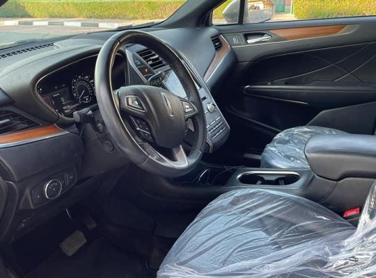 2019 Lincoln MKC Select 4WD Luxury and Economical car excellent condition