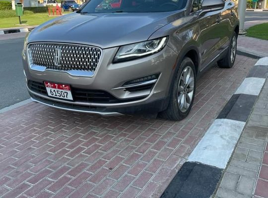2019 Lincoln MKC Select 4WD Luxury and Economical car excellent condition