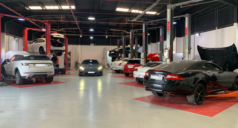Range Rover Workshop in Dubai