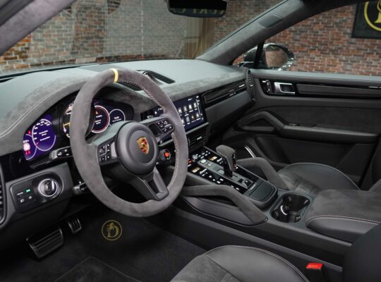 Porsche Cayenne Turbo GT Coupe | Radar | Full Option