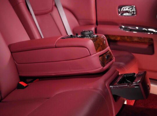Rolls Royce Ghost | Luxury Sedan Assembly Goodwood