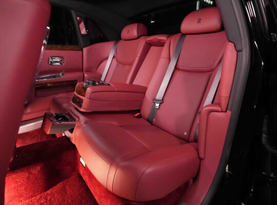 Rolls Royce Ghost | Luxury Sedan Assembly Goodwood