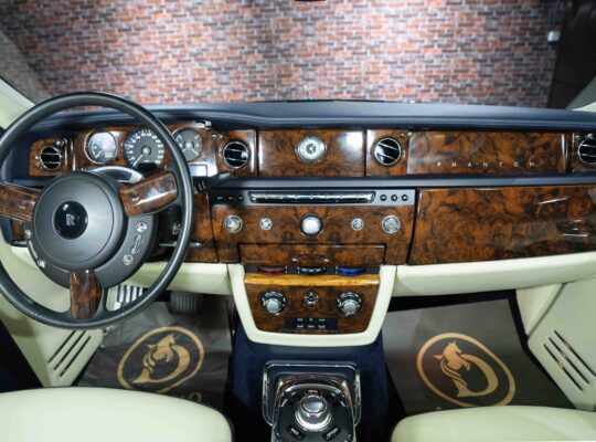 Rolls Royce Phantom Extended | Luxury Sedan Assembly Goodwood