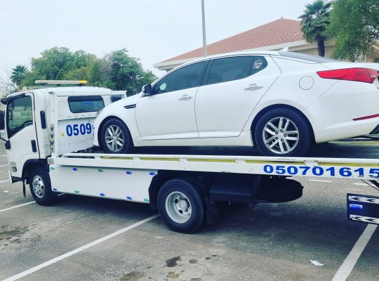 Car Recovery abu Dhabi 050915 9574