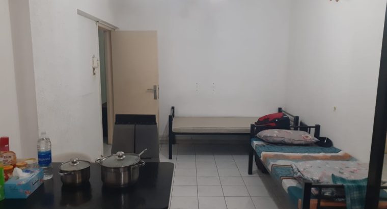 NEAT AND CLEAN EXECUTIVE MALE BEDSPACE FOR JUST 999/- IN BURDUBAI