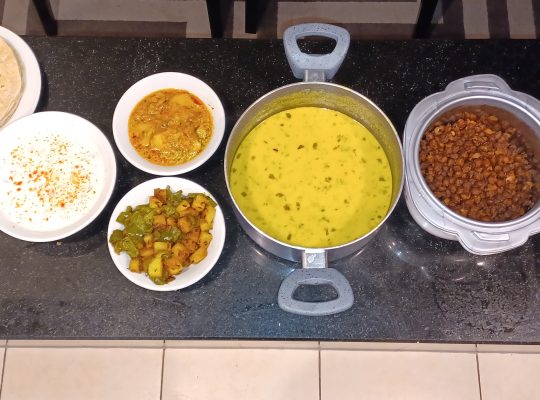 Part time indian experienced cook available in Abu Dhabi