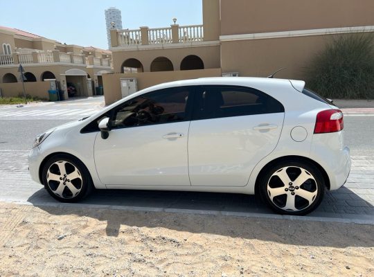 Kia Rio 2015 – Full option 25K